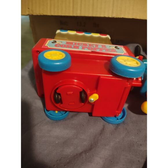 Vintage Mickey's Corn Popper Carnival Toy Plays Mary has a little lamb Nostalgia - Picture 6 of 7